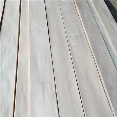 Placage en bois de cendre